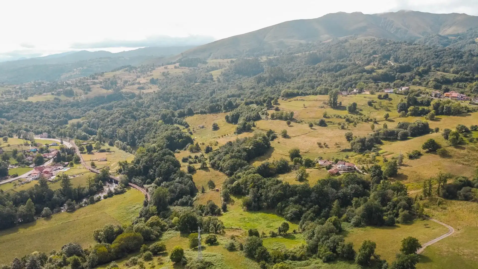 Casa rústica amb jardí en venda a Lugar Villar de Guergu 75, imagen 44