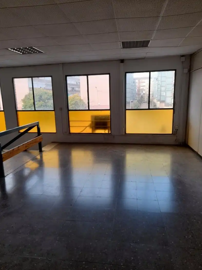 Oficina de alquiler en L'Hospitalet de Llobregat, Barcelona