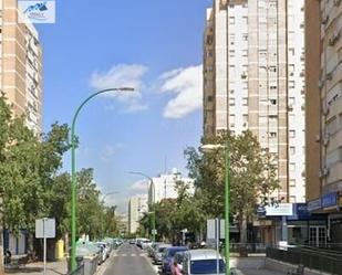 Exterior view of Flat for sale in  Sevilla Capital