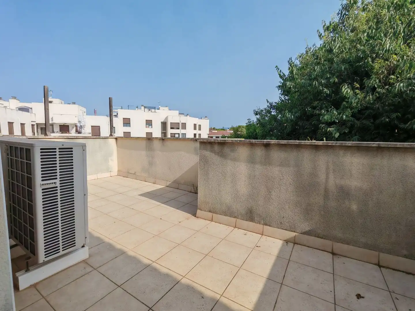 Terraza de Casa adosada en venta en El Vendrell con Aire acondicionado, Calefacción y Jardín privado