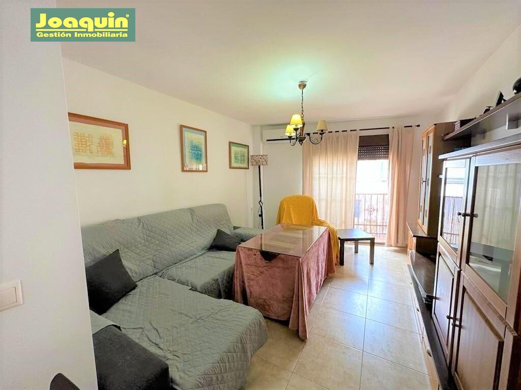 Sala d'estar de Casa o xalet en venda en Almodóvar del Río amb Terrassa i Traster