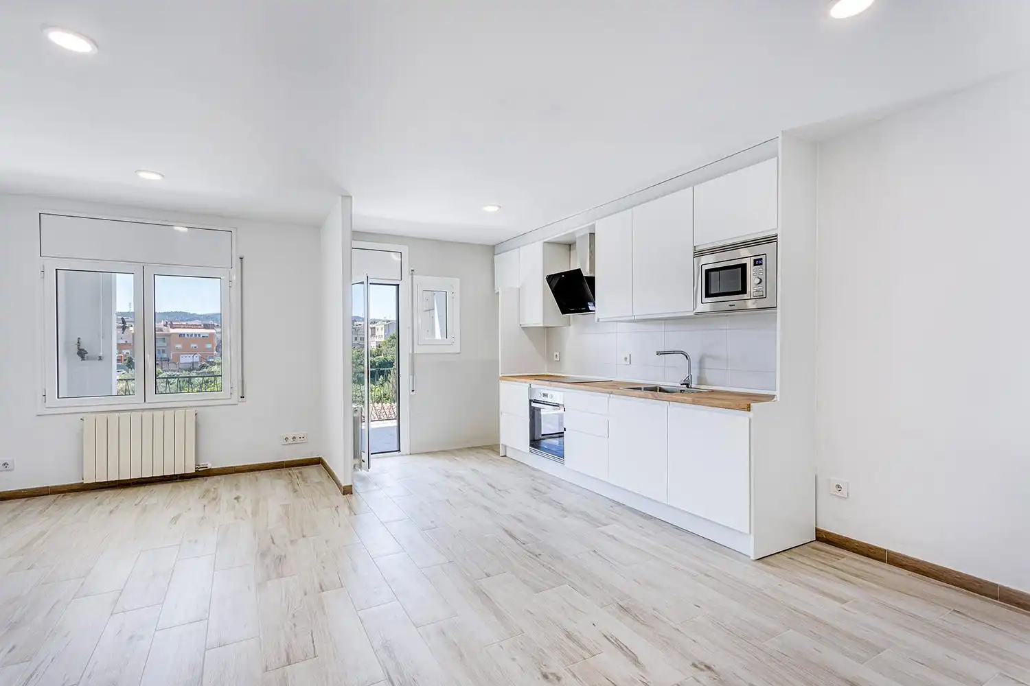 Cocina de Piso en venta en Santa Margarida de Montbui con Calefacción, Terraza y Trastero