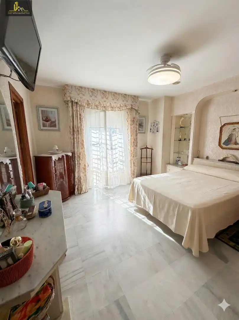 Bedroom of Houses for sale in Jerez de la Frontera
