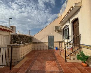 Terrassa de Apartament de lloguer en Torrevieja amb Aire condicionat, Terrassa i Piscina