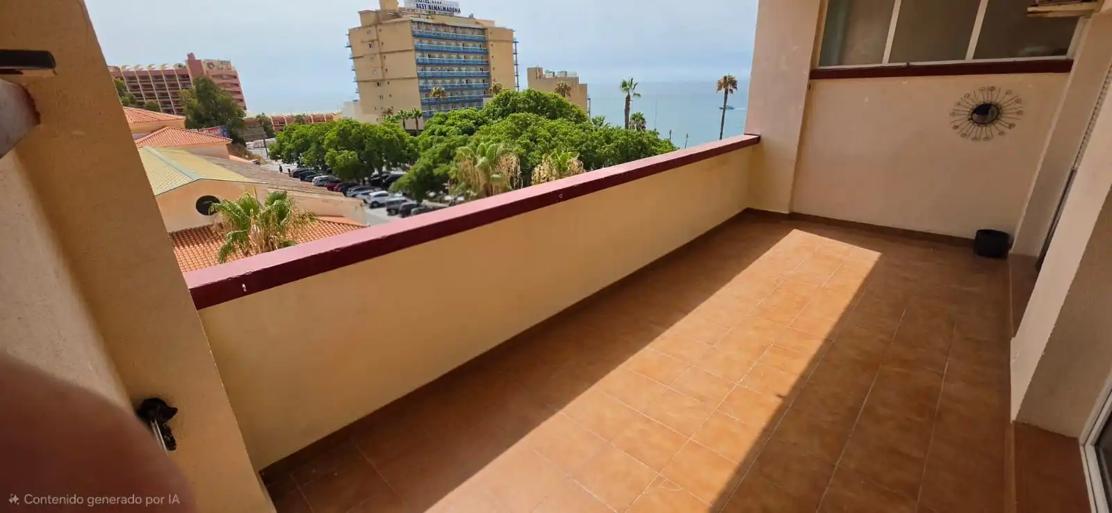 Terrassa de Apartament de lloguer en Benalmádena amb Terrassa i Piscina comunitària