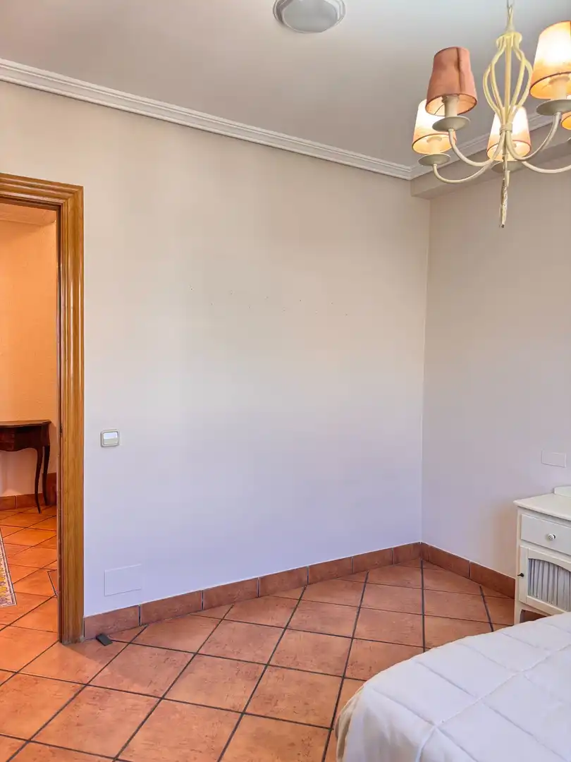 Dormitori de Casa adosada en venda en Roquetas de Mar amb Aire condicionat, Terrassa i Traster