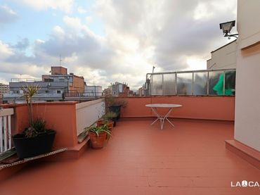 Àtic amb balcó en venda a Santa Eulàlia