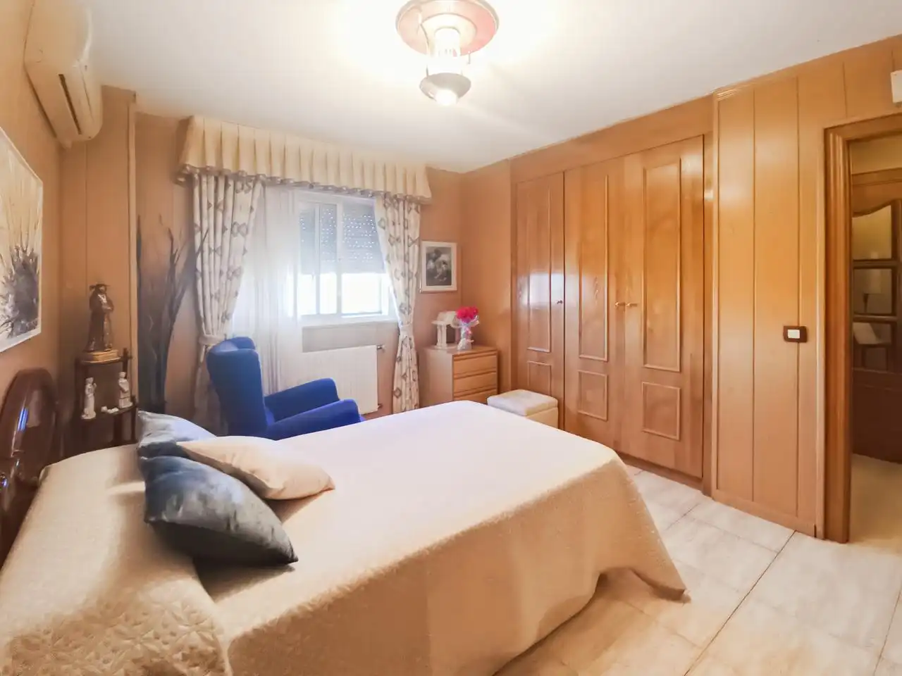 Habitación de Casa adosada en venta en Rivas-Vaciamadrid con Aire acondicionado, Calefacción y Jardín privado