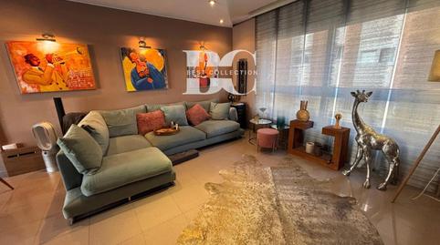 Foto 3 de Casa adosada en venda a Ausias March, El Molí - El Rieral, Girona