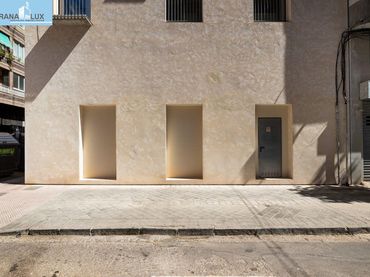 Local comercial en venda a Calle de Azhuma 38