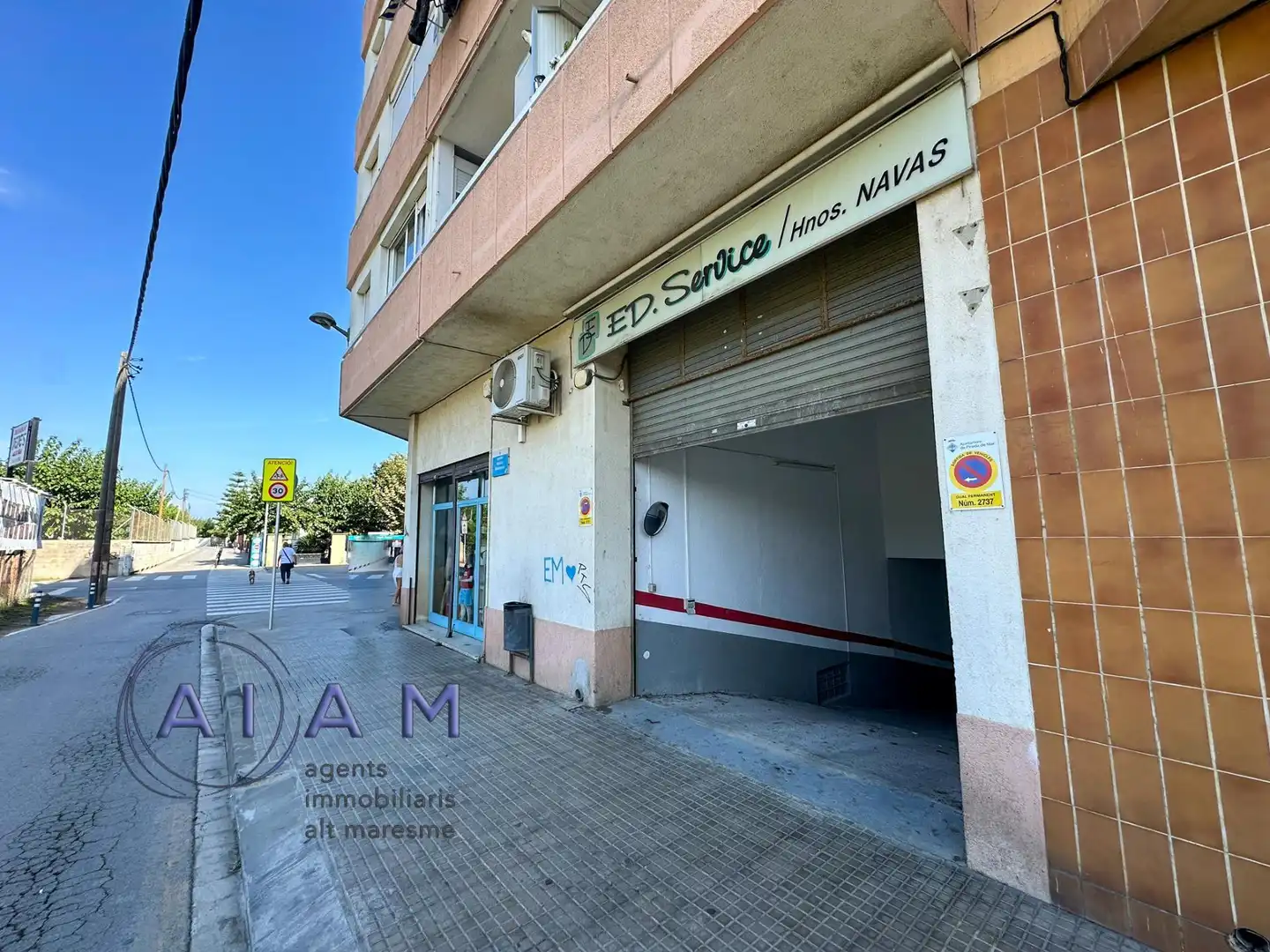 Individual for sale in Carrer de Narcís Monturiol, imagen 11