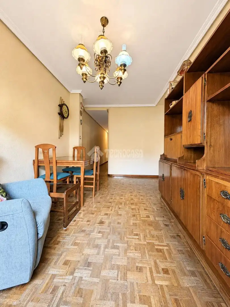 Living room of Flat for sale in Madrid  with Air Conditioner and Heating