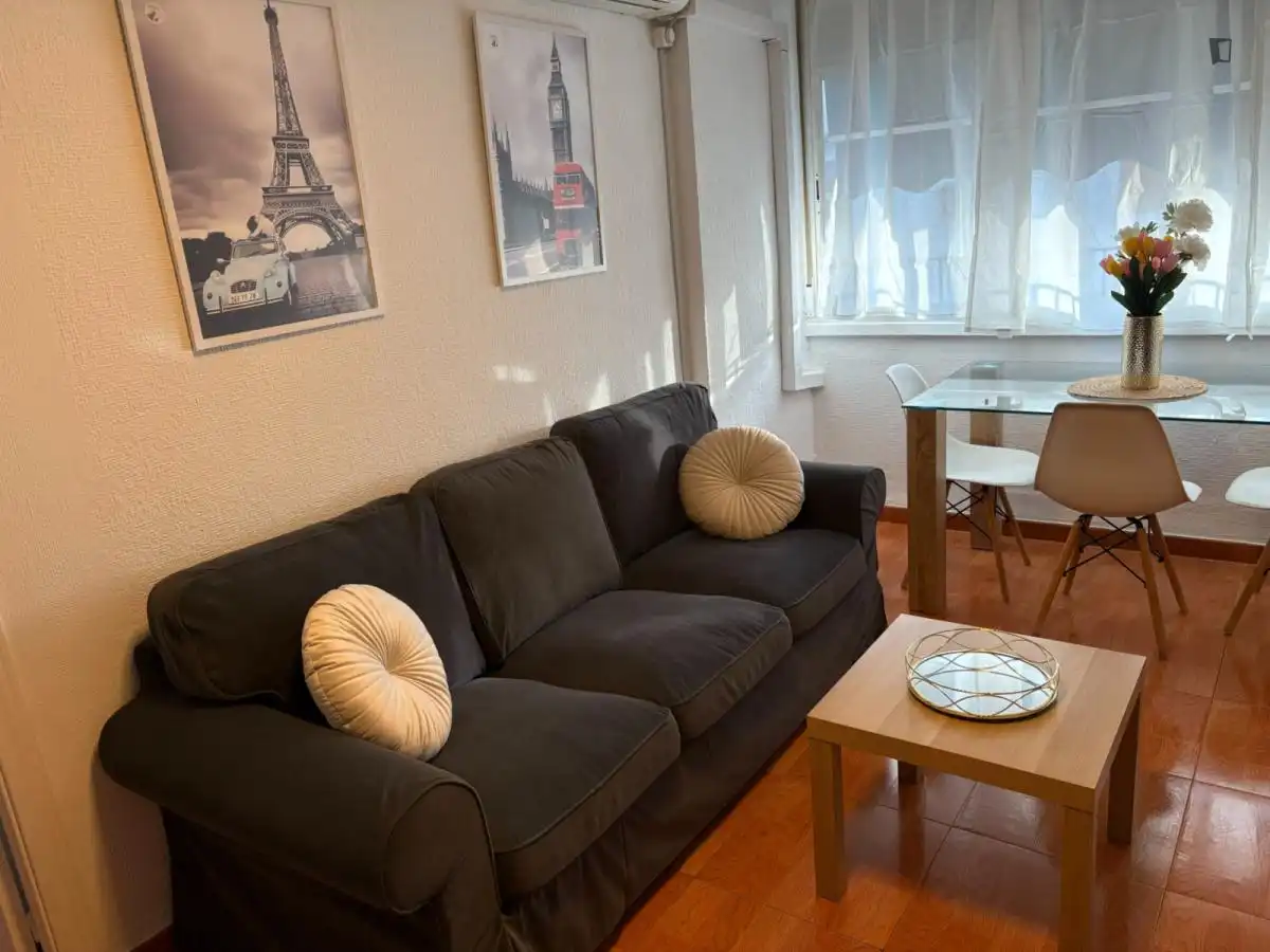 Sala d'estar de Apartament per a compartir en Levante