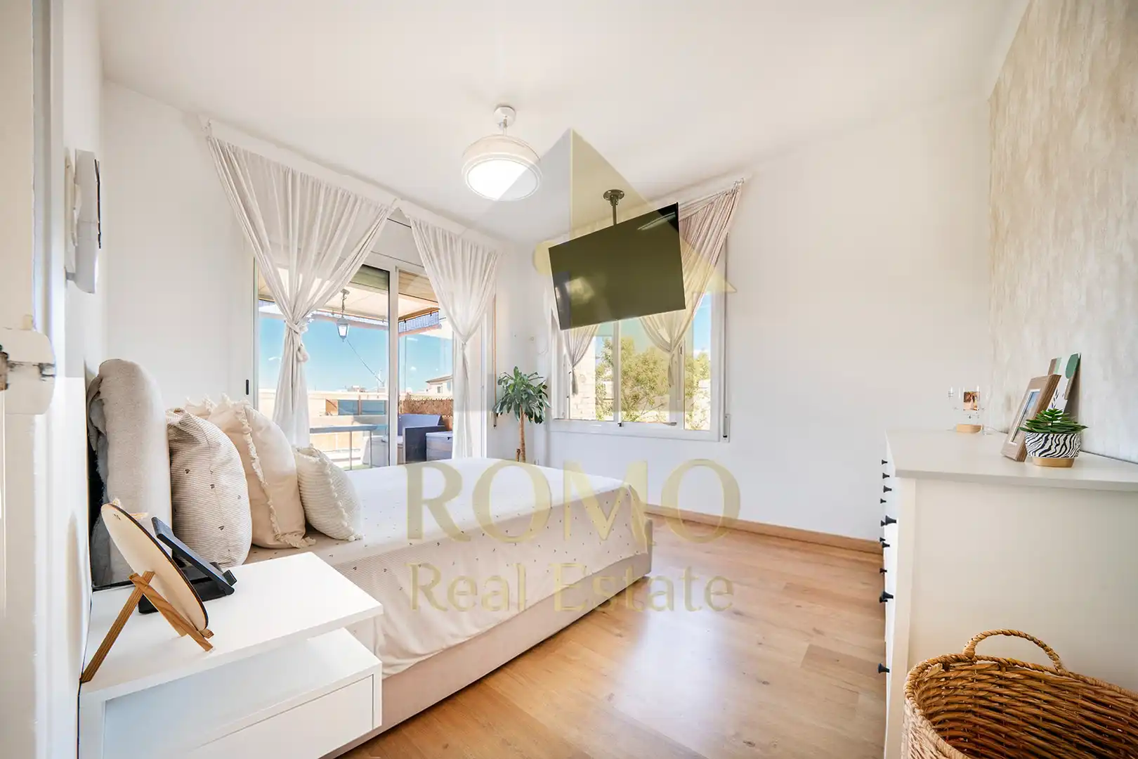 Casa amb terrassa en venda a Santa Perpètua de Mogoda, imagen 7