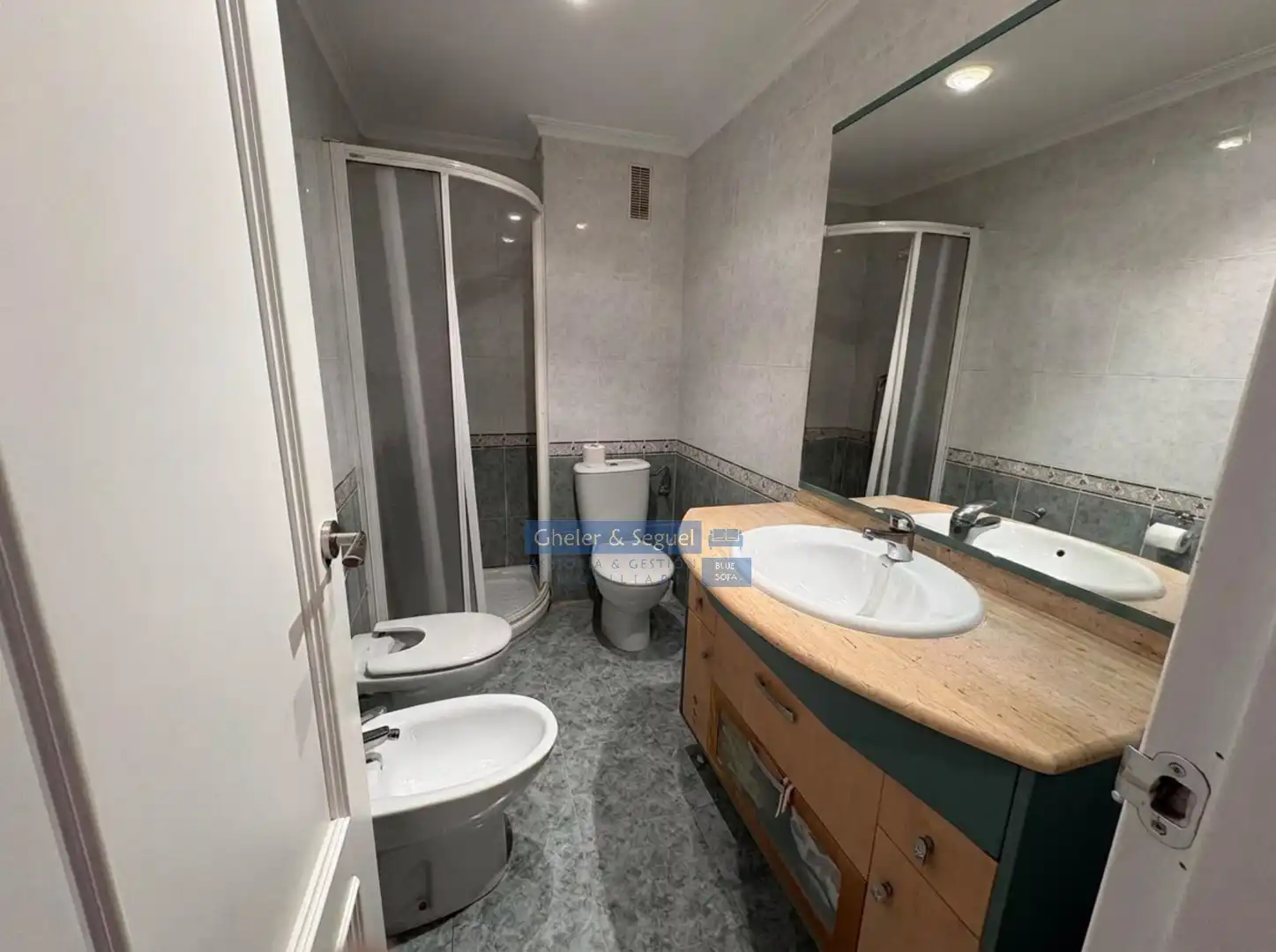 Baño de Piso en venta en Sagunto / Sagunt con Terraza