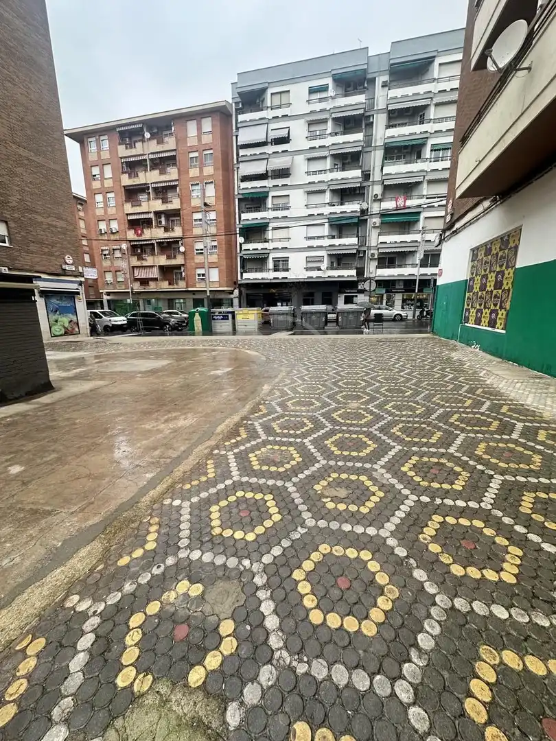 Parkplatz von Geschaftsraum zur Miete in Linares