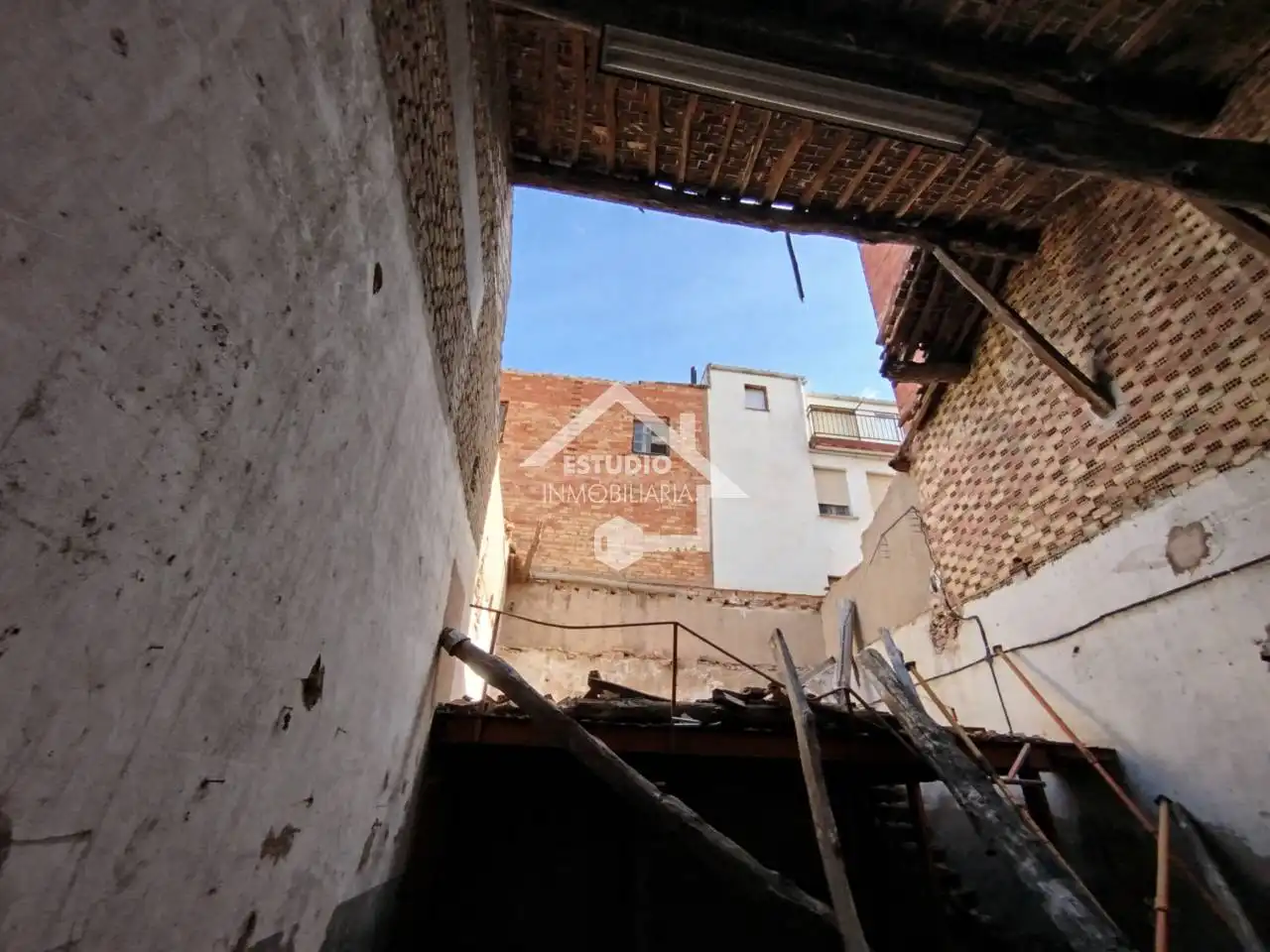 Mixed residential for sale in Calle Arces, imagen 6