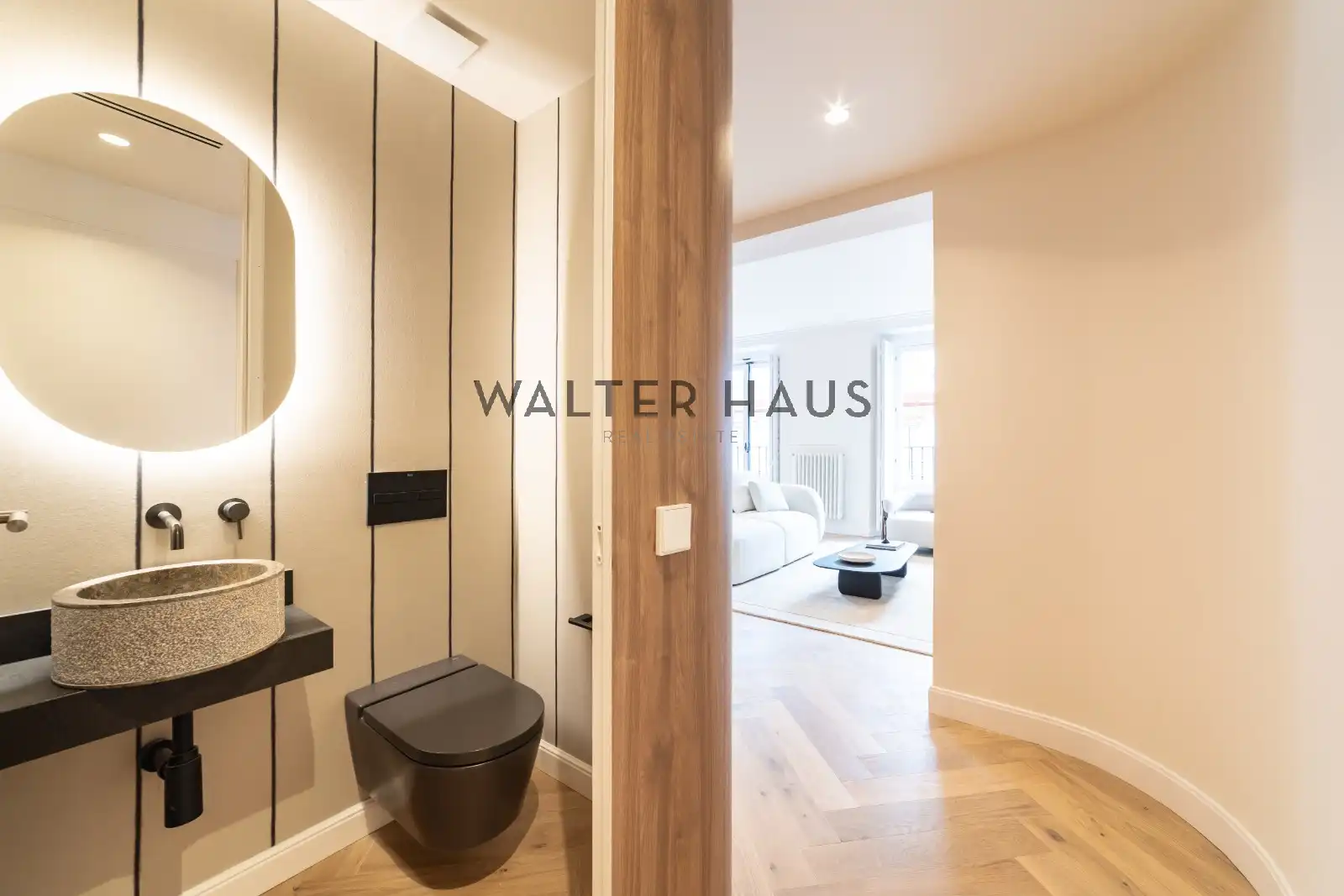 Flat for sale in Calle de Quevedo, Cortes - Huertas