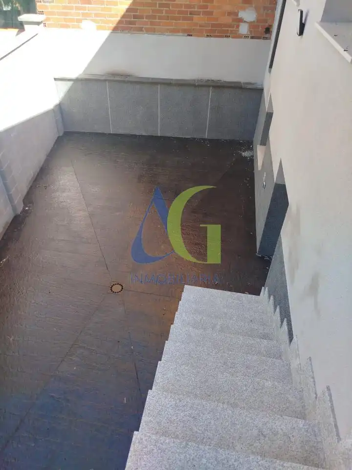 Houses for sale in San Andrés del Rabanedo  with Heating, Private garden and Parquet flooring
