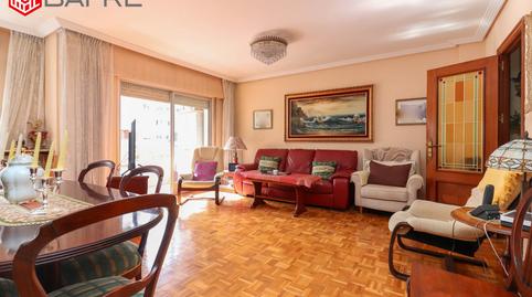 Foto 3 de Pis en venda a Calle de la Poeta Ángela Figuera, Vallehermoso, Madrid