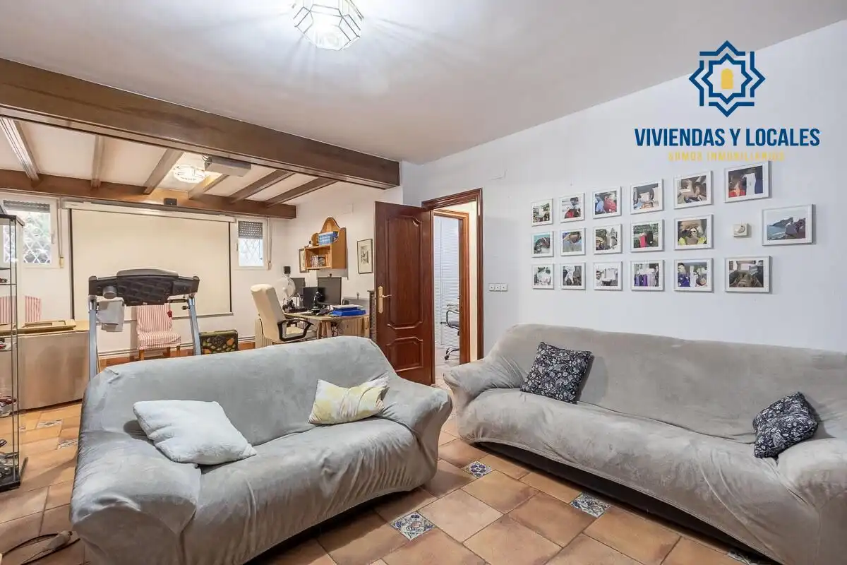 Casa amb terrassa en venda a Peligros, imagen 30