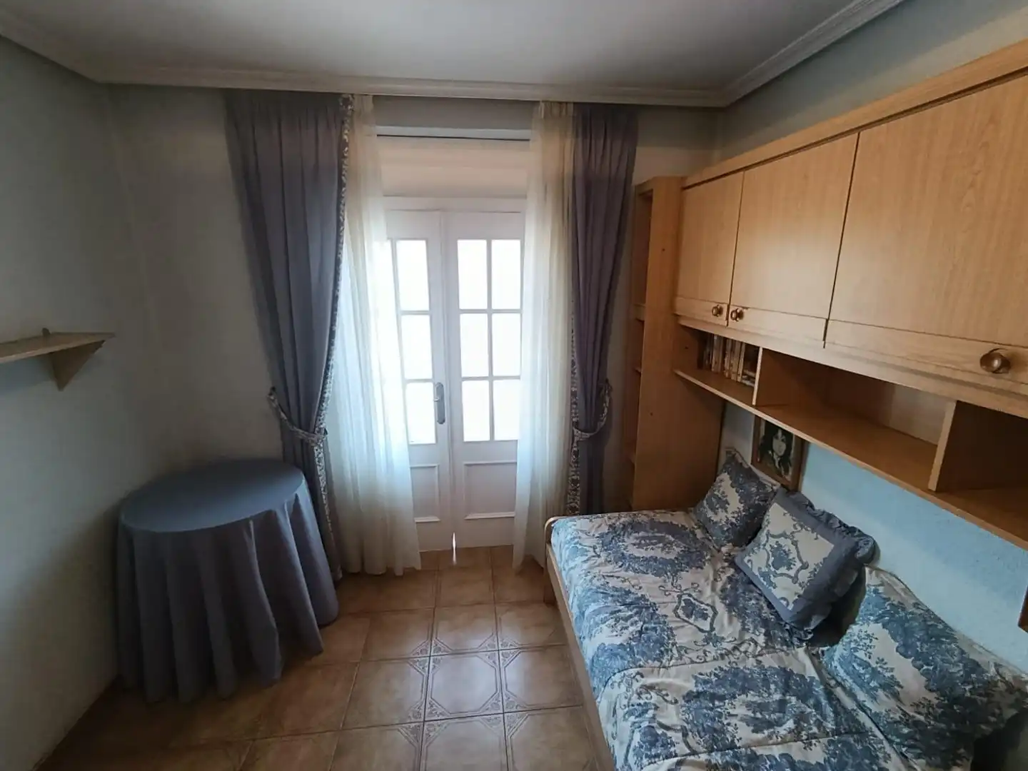 Bedroom of Flat for sale in Avilés  with Furnished