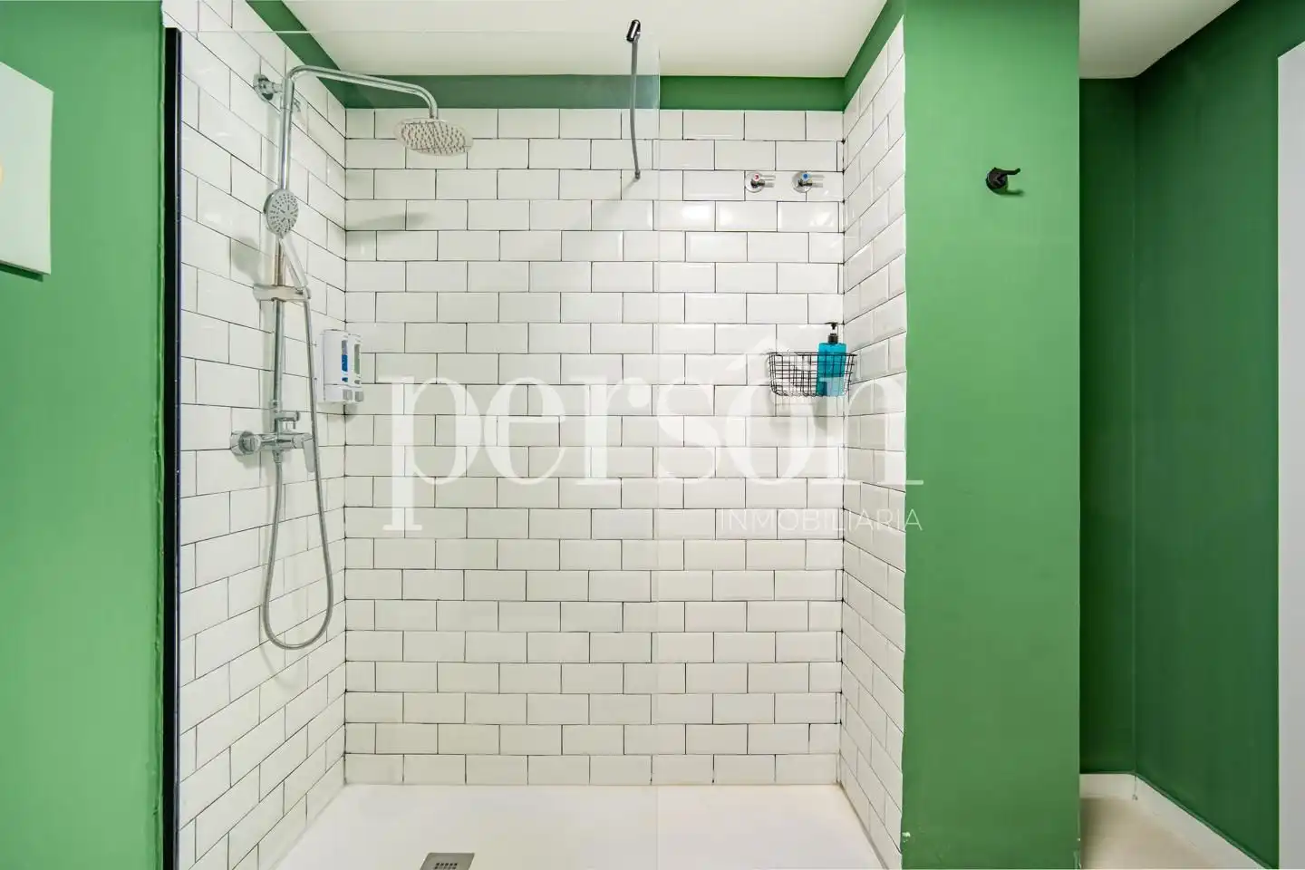 Bathroom of Ground floor for sale in Valencia  with Air Conditioner, Heating and Terrace
