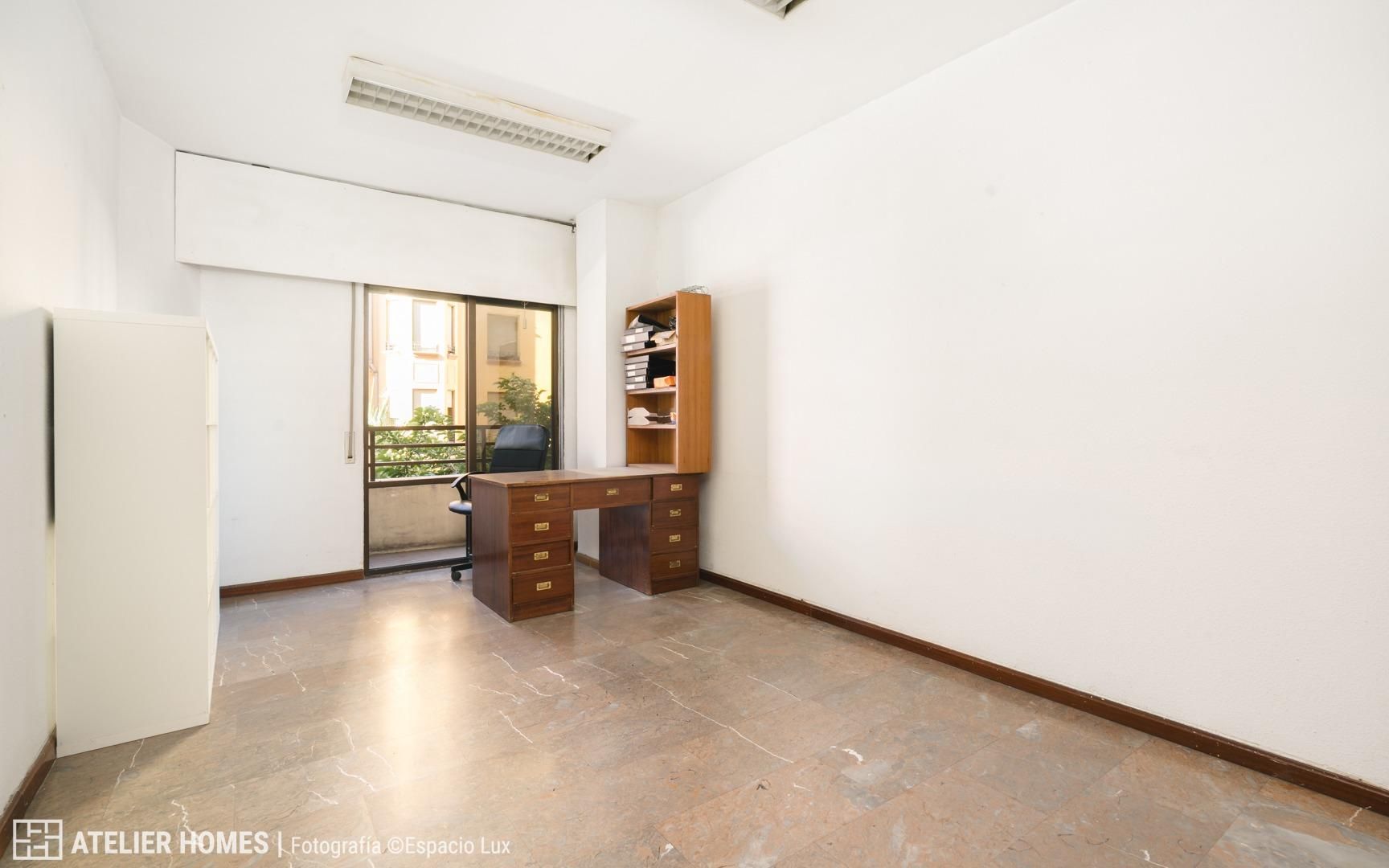 Office for sale in  Zaragoza Capital