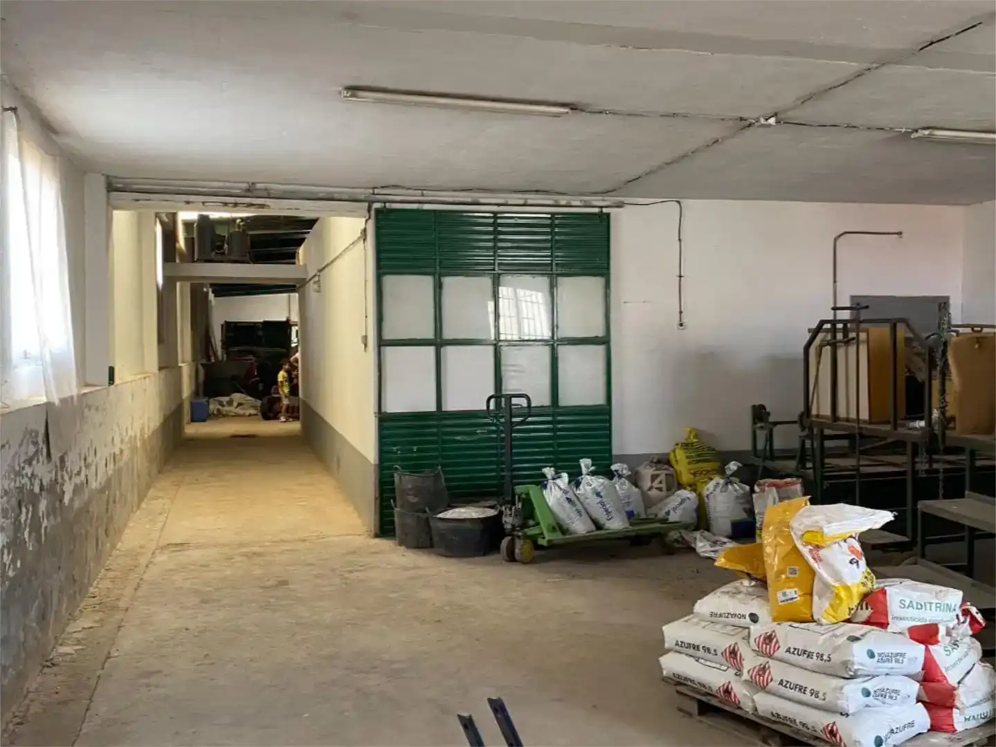 Industrial buildings for sale in Iniesta