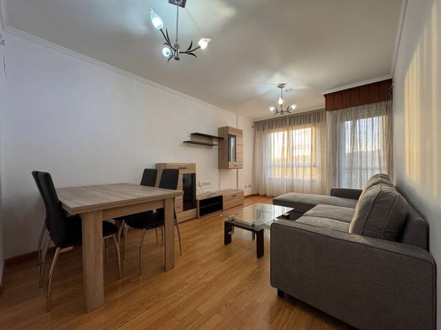 Piso en Alquiler en Travesía de Montouto en Teo