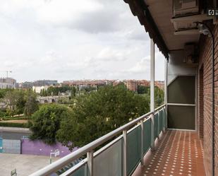 Terrace of Flat to share in  Madrid Capital  with Air Conditioner and Terrace