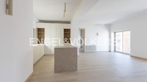 Foto 5 de Piso en venta en Calle de San Bernardo, Trafalgar,  Madrid Capital