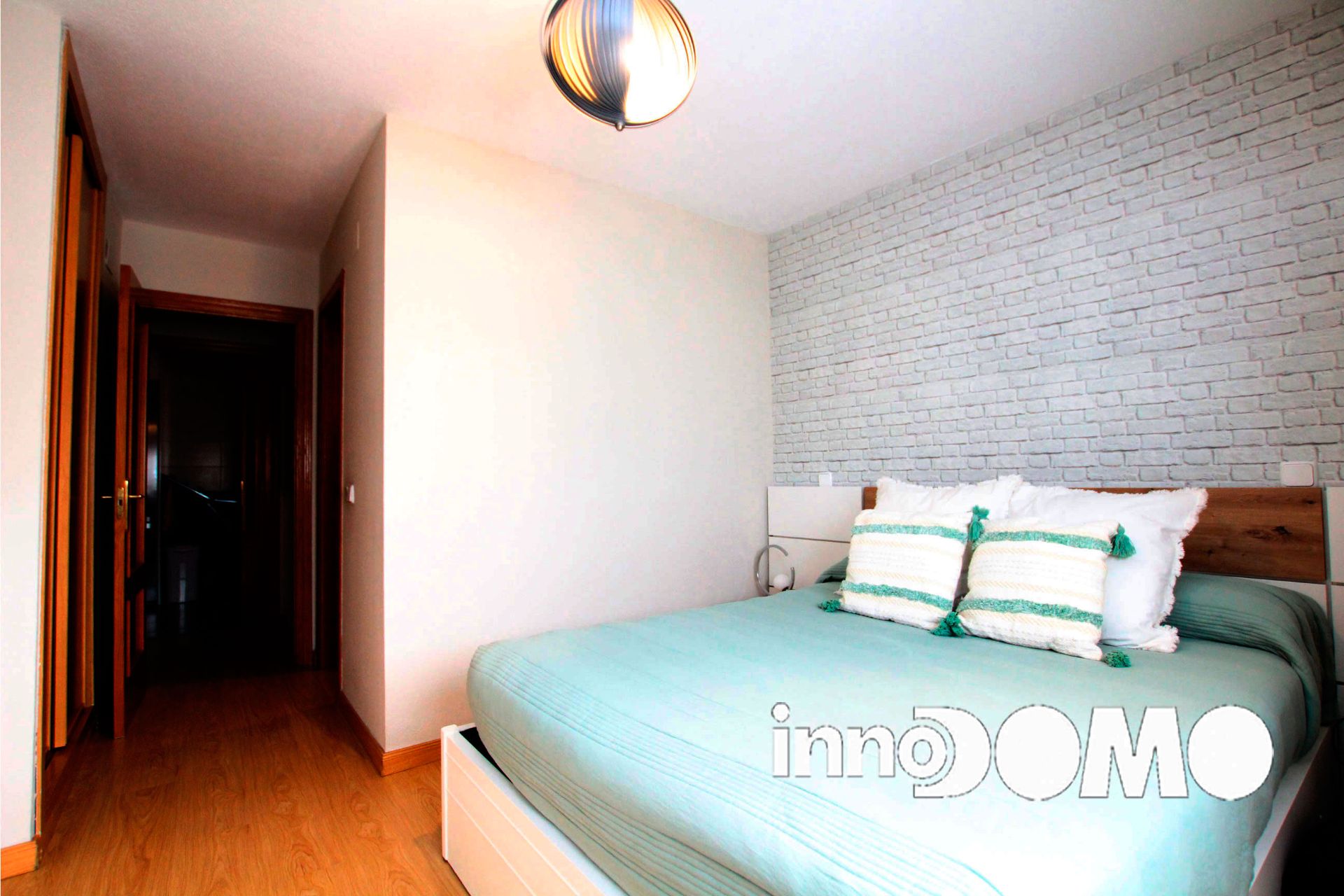 Bedroom of Flat for sale in Yuncos  with Air Conditioner, Heating and Parquet flooring
