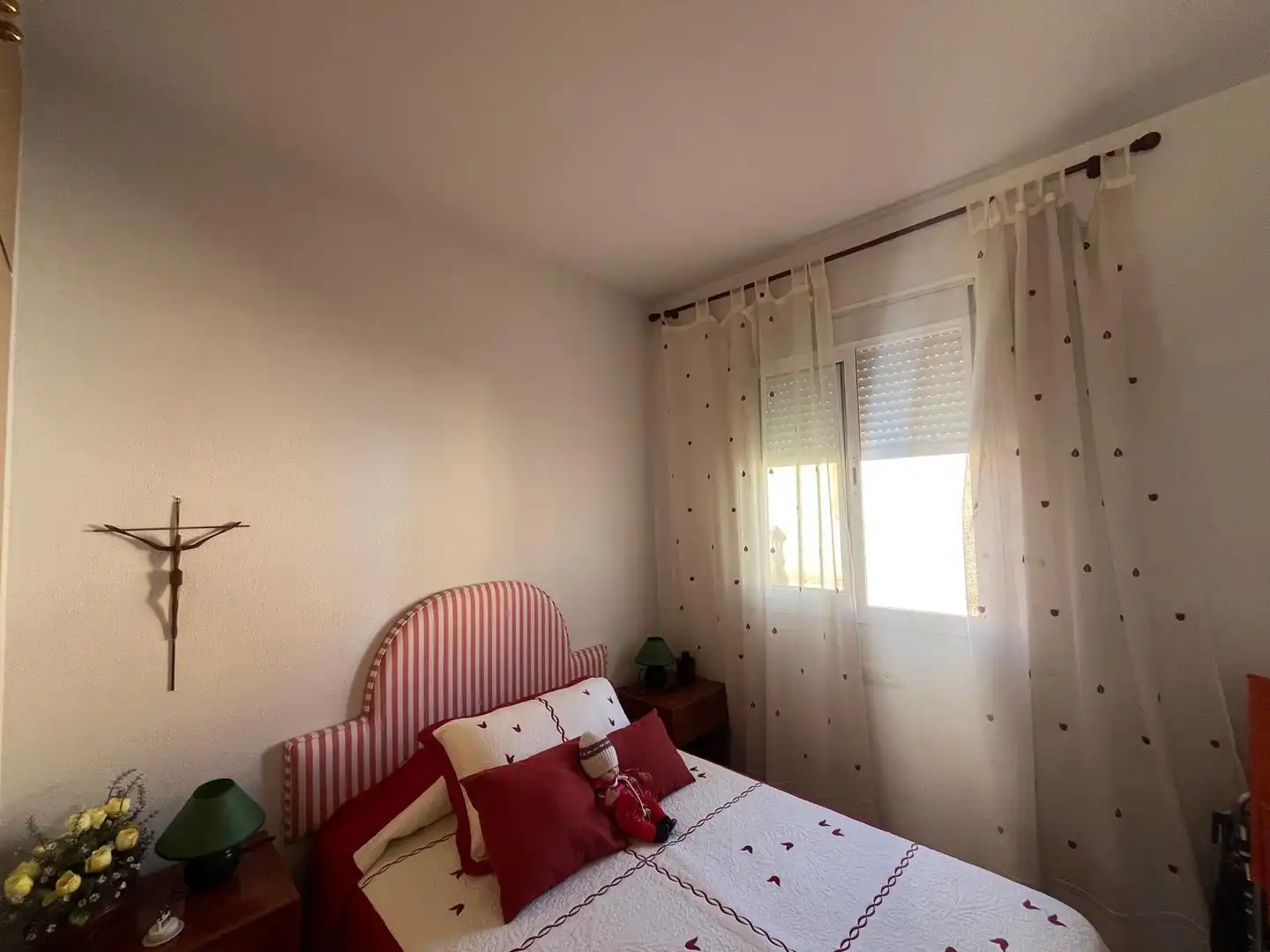Dormitori de Casa adosada en venda en Cáceres amb Aire condicionat, Calefacció i Terrassa