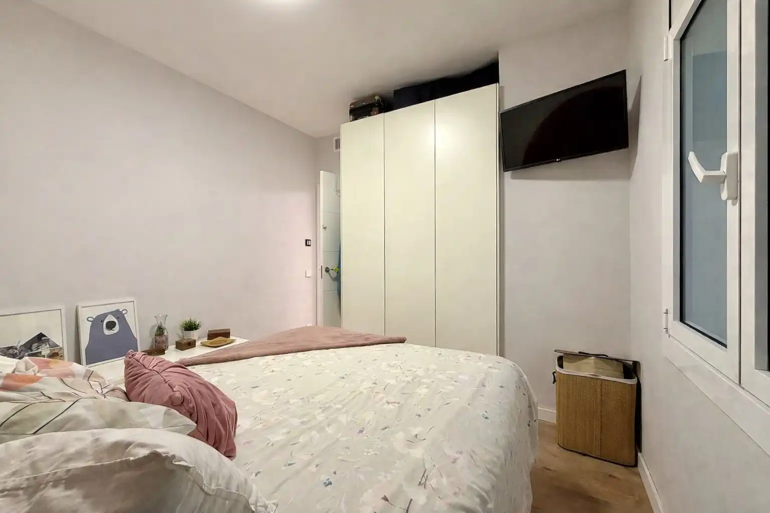 Habitación de Piso en venta en Barcelona con Calefacción, Balcón y Domótica