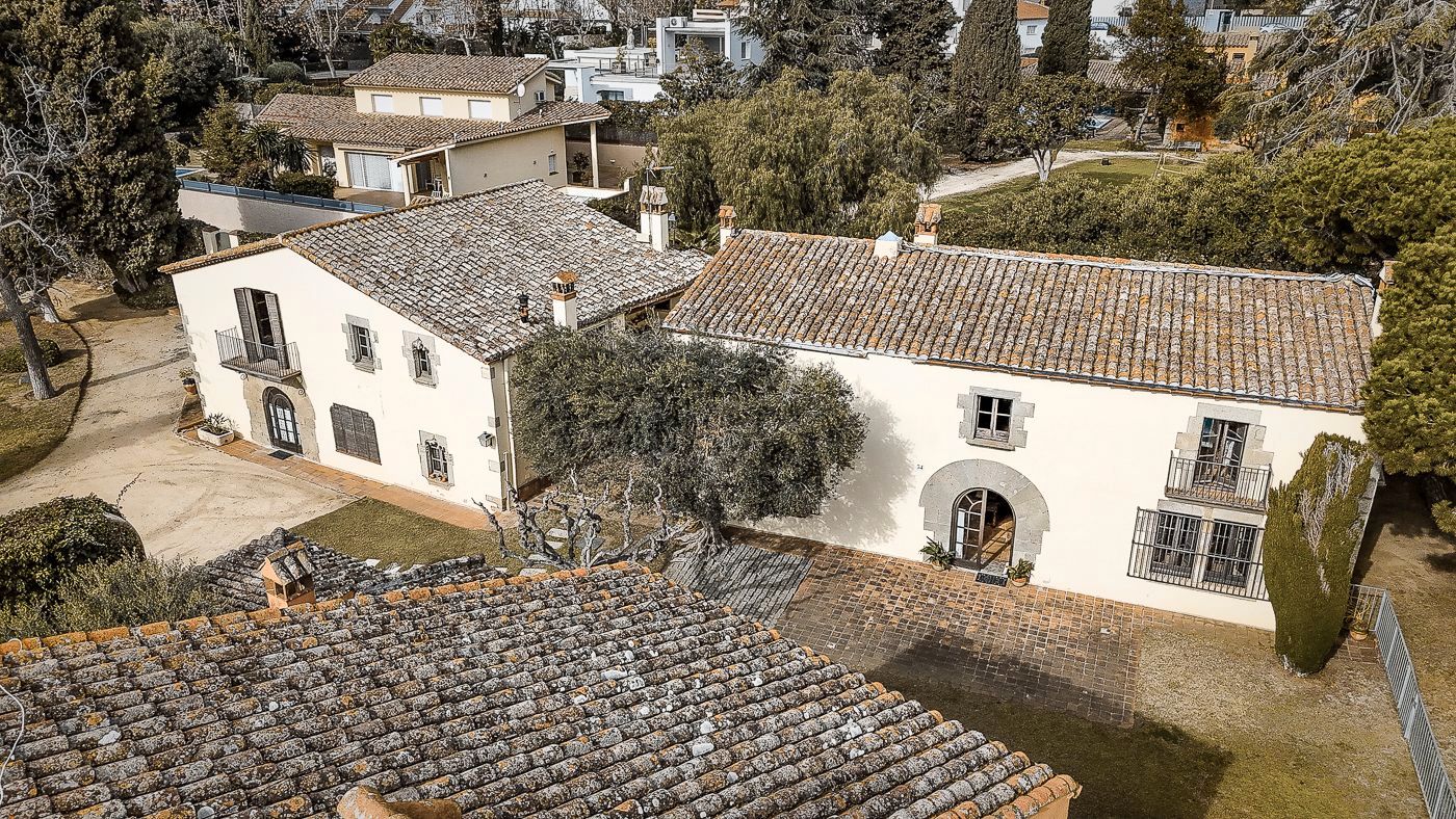 Vista exterior de Finca rústica en venda en Sant Andreu de Llavaneres amb Calefacció, Jardí privat i Traster