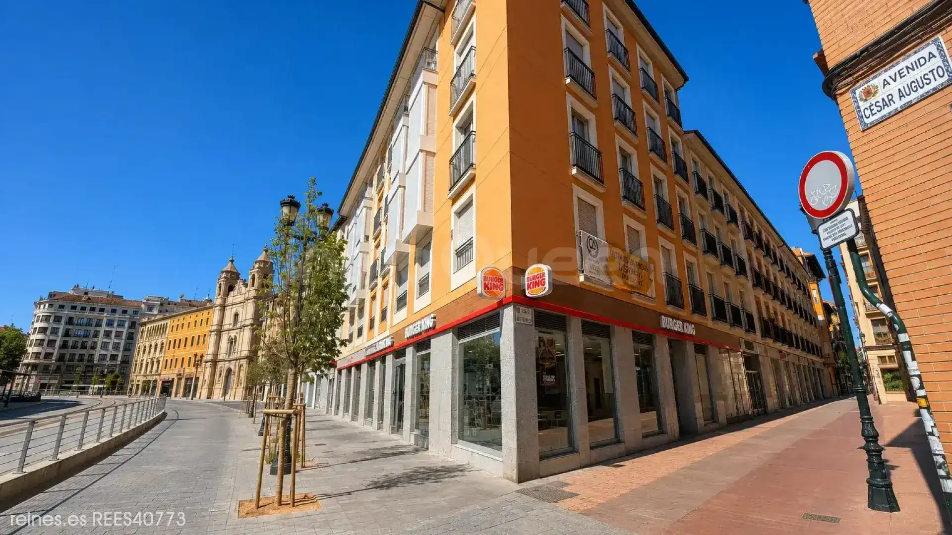 Vista exterior de Piso de alquiler en Zaragoza con Calefacción