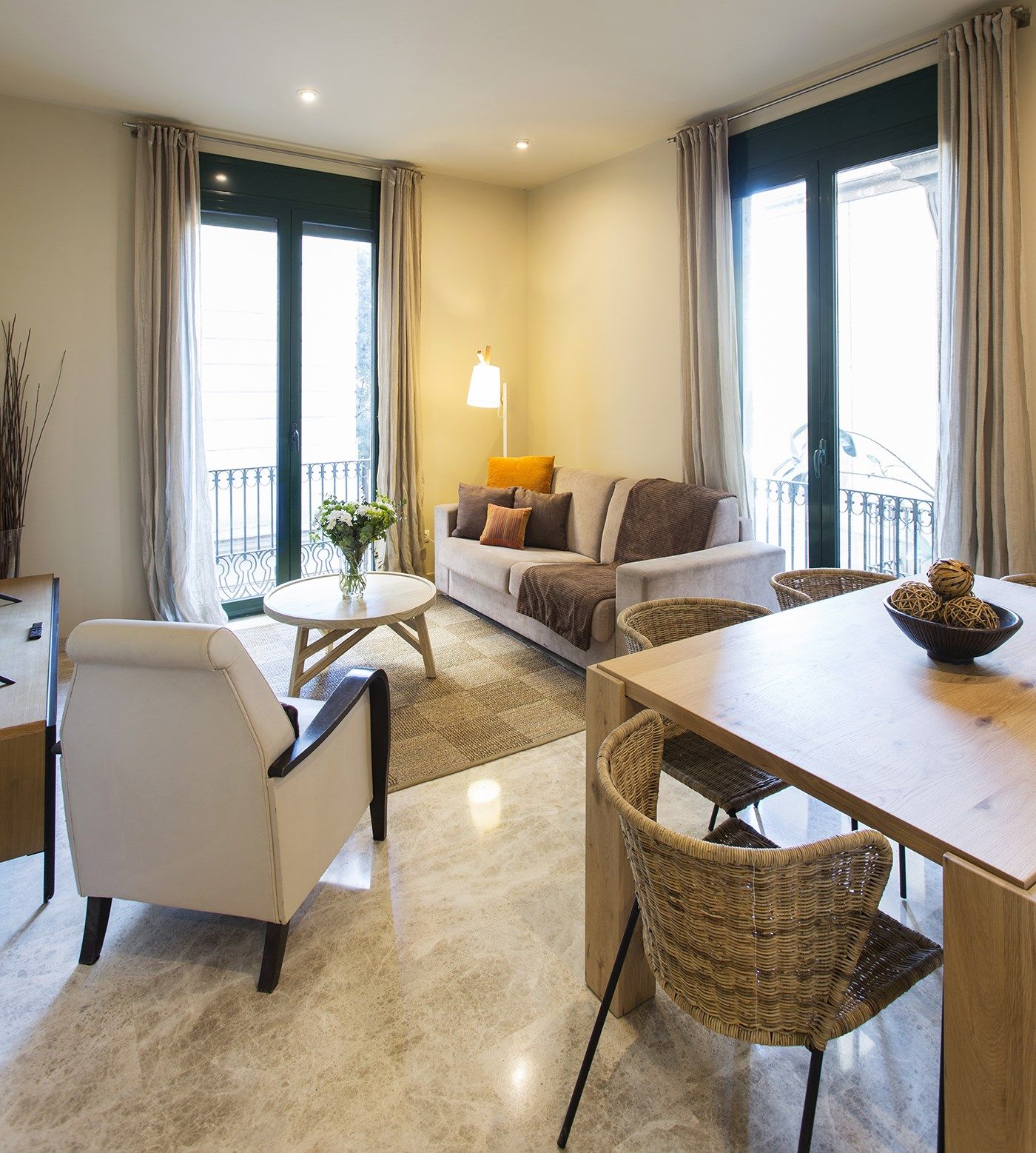 Living room of Flat to rent in  Barcelona Capital  with Air Conditioner, Heating and Furnished