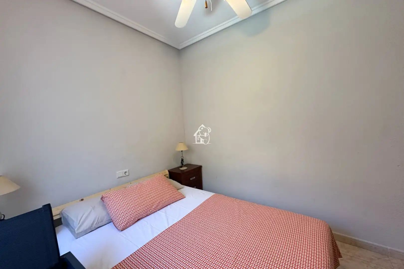 Dormitori de Casa o xalet de lloguer en Rojales amb Aire condicionat, Jardí privat i Terrassa