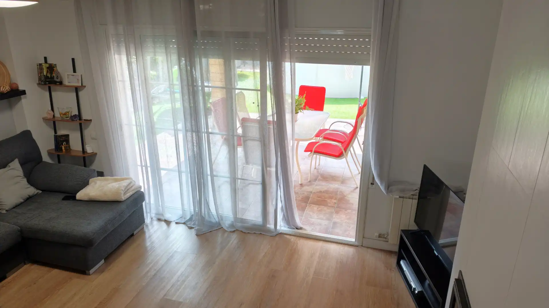 Sala de estar de Casa adosada en venta en Sant Salvador de Guardiola con Calefacción, Jardín privado y Parquet