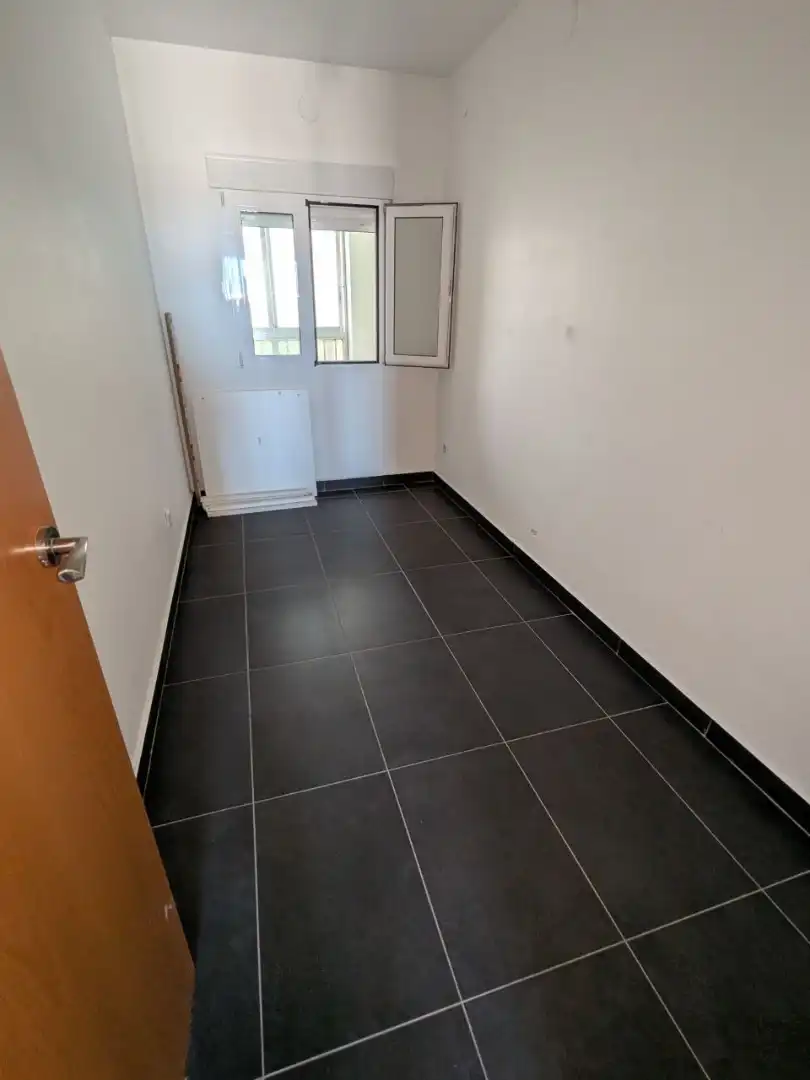 Penthouse with lift to rent in Rambla de Salvador Samà 47, imagen 5