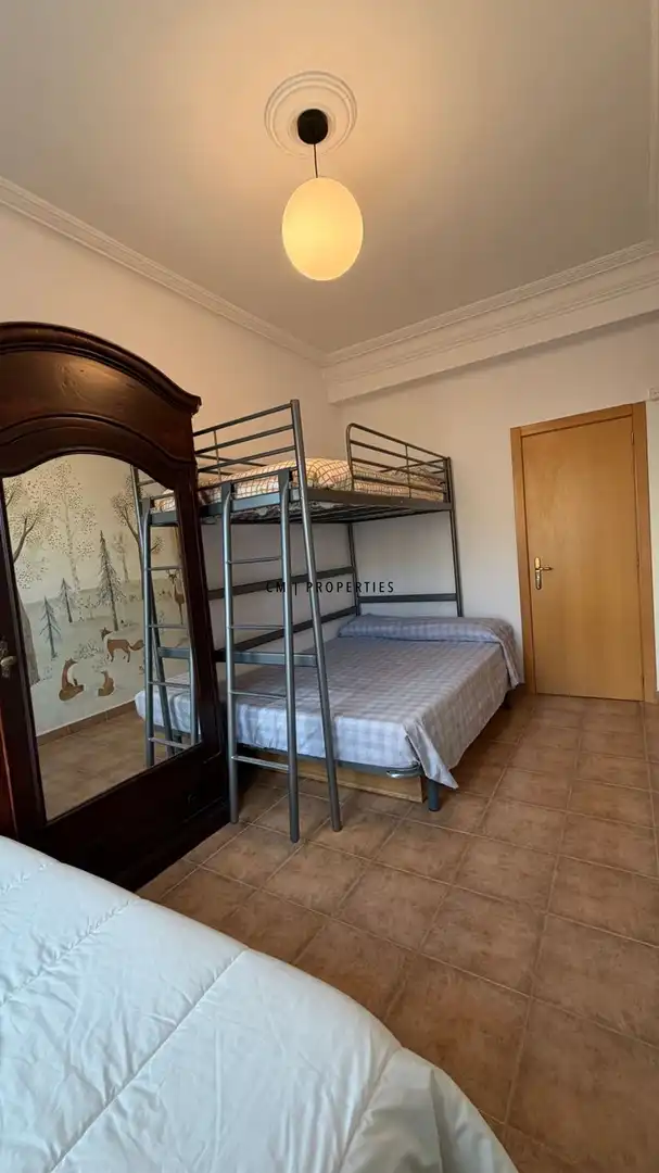 Bedroom of Flat for rent in Valencia  with Air Conditioner, Heating and Furnished