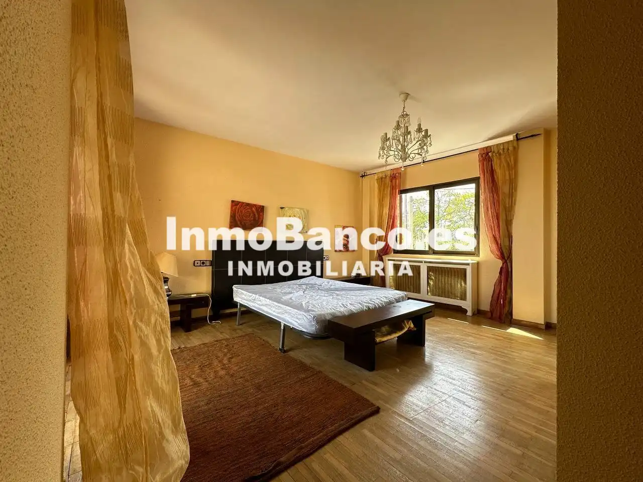 Casa o chalet de alquiler en Chiva con Aire acondicionado, Calefacción y Jardín privado