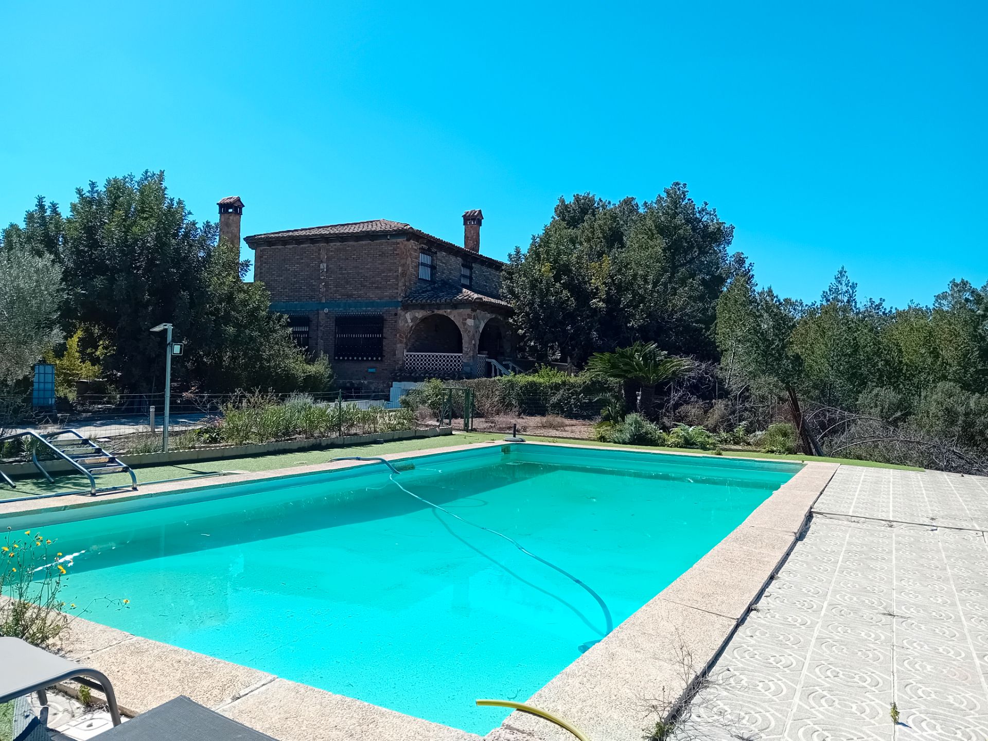 Piscina de Casa o xalet en venda en Macastre amb Aire condicionat, Jardí privat i Terrassa