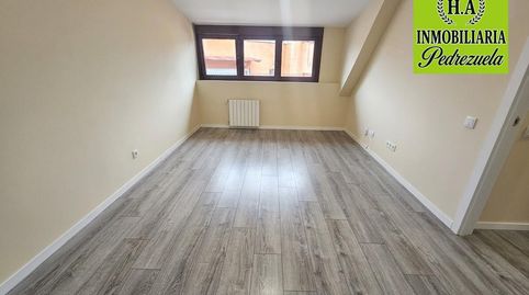 Foto 2 de Piso en venta en Pedrezuela, Madrid