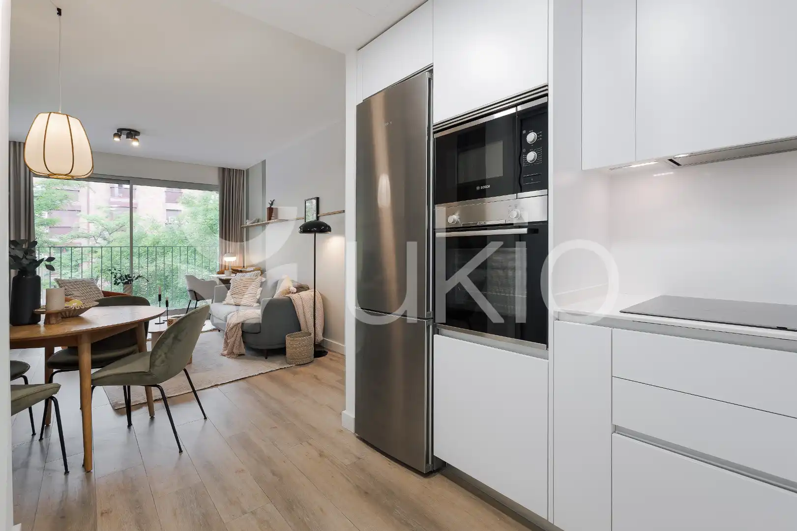 Cuina de Apartament de lloguer en Madrid amb Aire condicionat, Calefacció i Terrassa