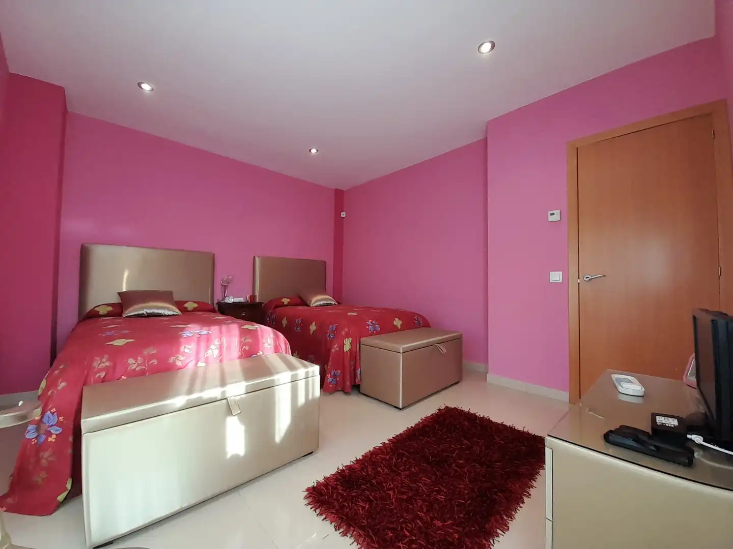 Bedroom of Detached homes for sale in Olot  with Heating, Terrace and Furnished