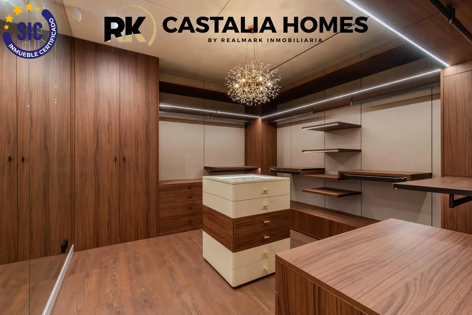 Dormitori de Casa o xalet en venda en Castellón de la Plana / Castelló de la Plana amb Aire condicionat, Calefacció i Jardí privat