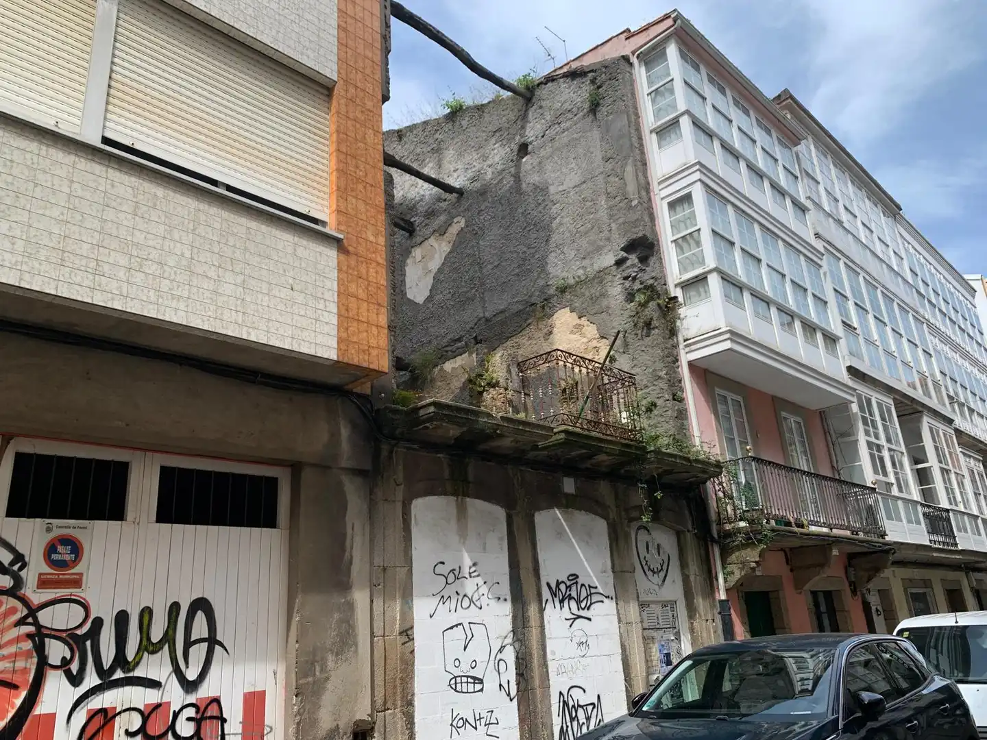 Vista exterior de Residencial en venta en Ferrol