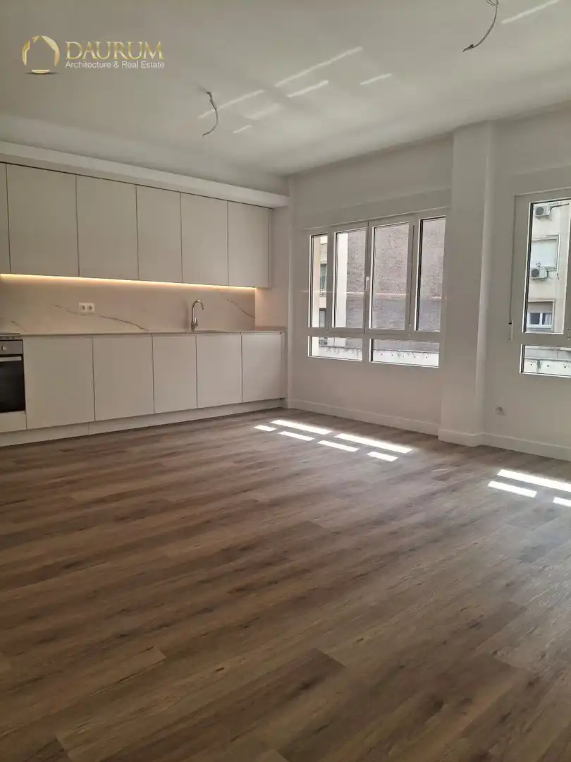 Flat with lift for sale in Guzman El Bueno